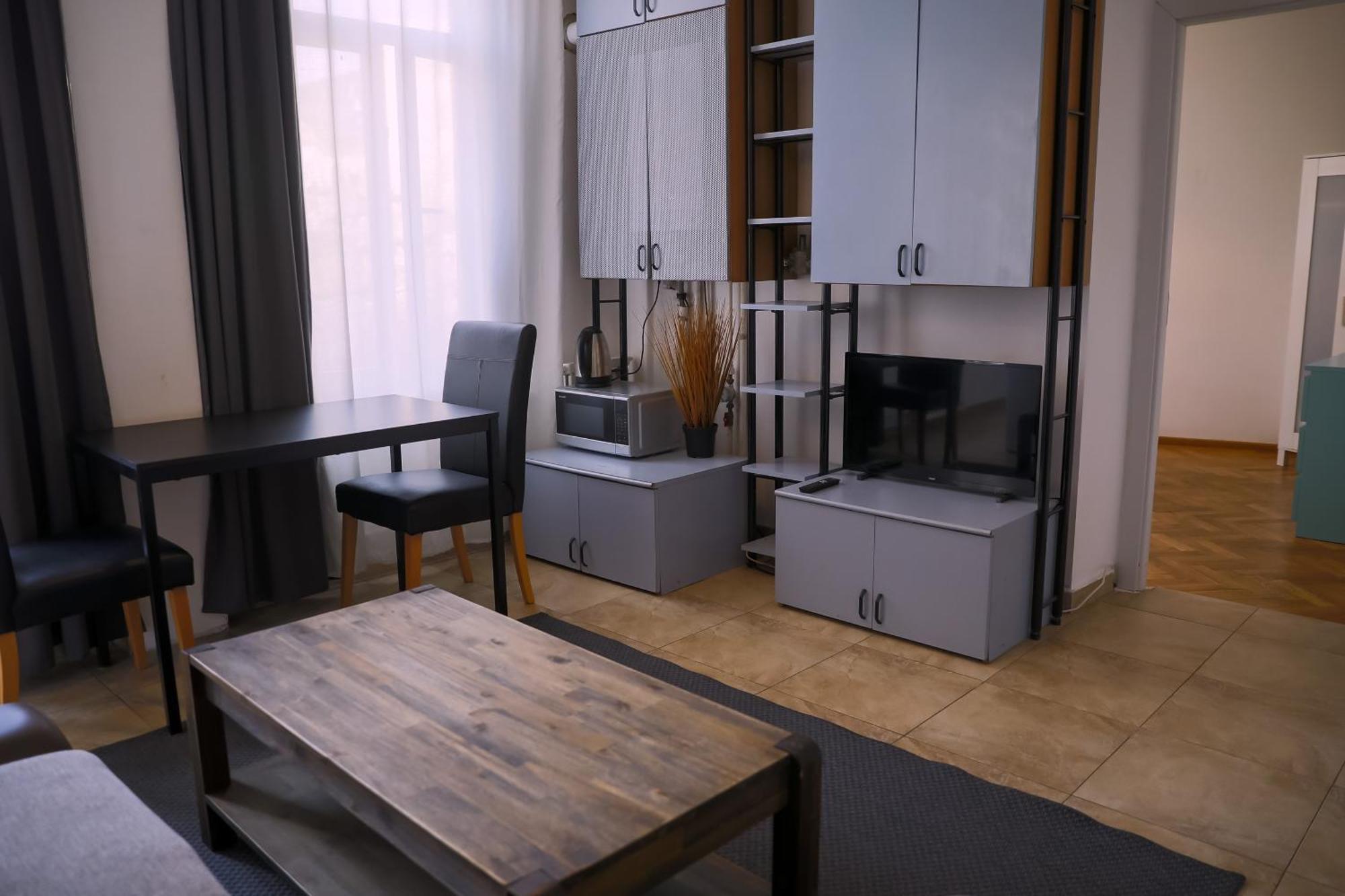 Color Apartments Street Blanari 12 Bukareszt Zewnętrze zdjęcie