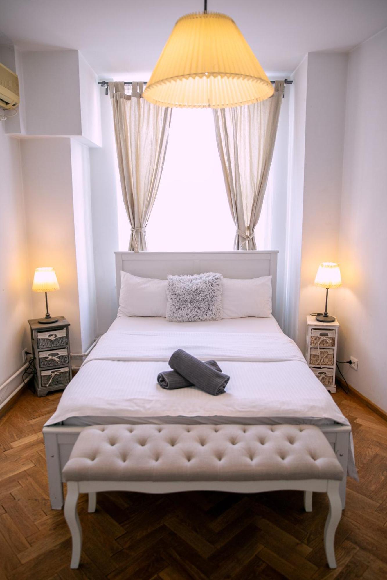 Color Apartments Street Blanari 12 Bukareszt Zewnętrze zdjęcie